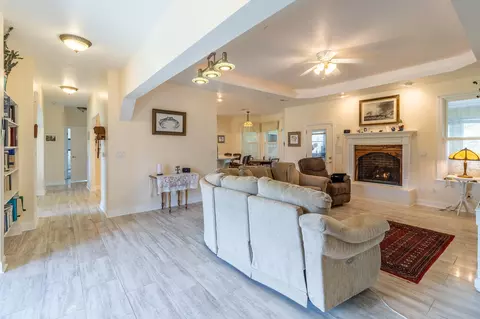 Entry Way - 256 Rivers Edge Rd, Dunlap, TN 37327 photo 3 of 5