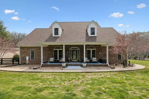 6572 Leipers Creek Rd, Columbia, TN 38401