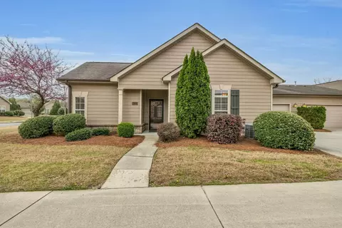 1450 Sedgefield Dr, Ooltewah, TN 37363
