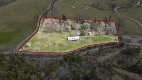 2298 Cavender Rd, Woodbury, TN 37190