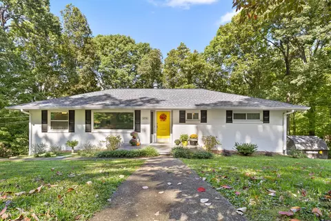 3751 Queens Rd, Chattanooga, TN 37416