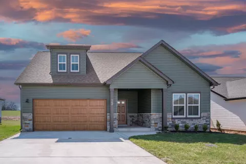 762 Emma Dean Dr, Clarksville, TN 37042