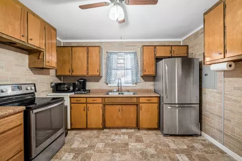 613 Central Ave W, Springfield, TN 37172 photo 7