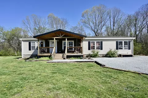 120 Hadley Cir, Linden, TN 37096