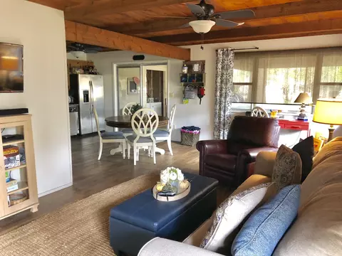 832 Pineview Dr, Springville, TN 38256
