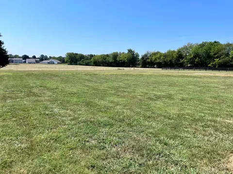 380 Rucker Rd, Murfreesboro, TN 37127