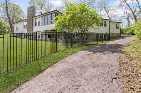 211 Trahern Ln, Clarksville, TN 37040