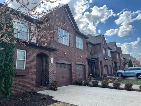 536 Millwood Ln, Mount Juliet, TN 37122