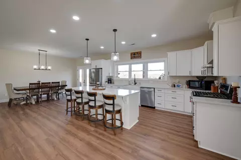 Kitchen - 1592 Eno Rd, Dickson, TN 37055 photo 3 of 5