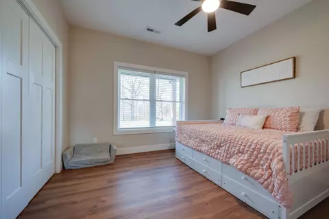 Bedroom - 1592 Eno Rd, Dickson, TN 37055 photo 4 of 5
