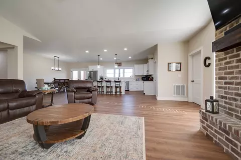 Other - 1592 Eno Rd, Dickson, TN 37055 photo 1 of 10