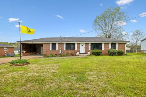 208 Academy Ave, Alexandria, TN 37012