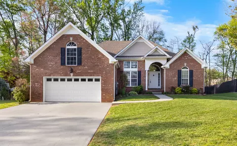 2895 Prince Dr, Clarksville, TN 37043