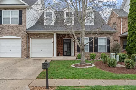 3028 Auld Tatty Dr, Spring Hill, TN 37174