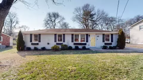 227 Bonnabrook Dr, Hermitage, TN 37076