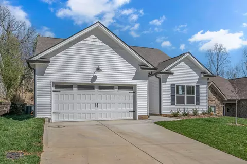 104 W Quail Hollow Way, Dickson, TN 37055
