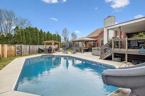 113 Bell Grove Dr, Columbia, TN 38401