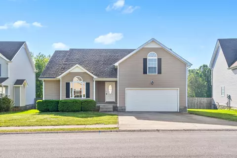 3709 Jolene Ct, Clarksville, TN 37040