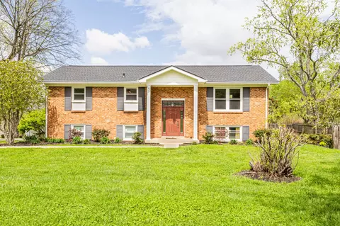227 Edgewater Dr, Mount Juliet, TN 37122