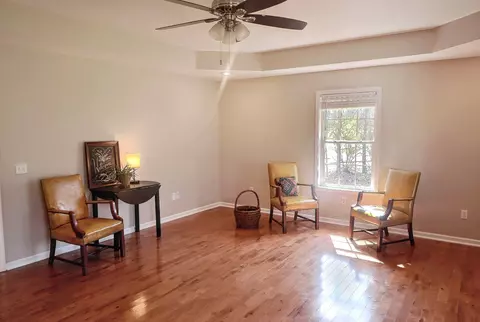 Living - 1012 Gilmer Dr, Centerville, TN 37033 photo 2 of 2