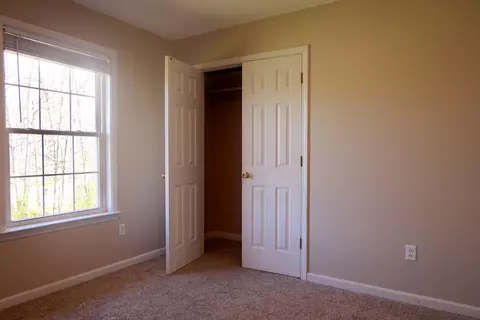 Bedroom - 1012 Gilmer Dr, Centerville, TN 37033 photo 2 of 3