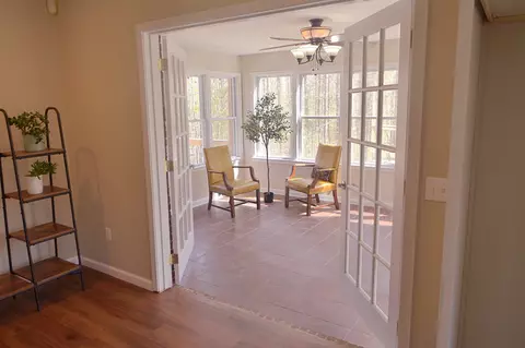 Entry Way - 1012 Gilmer Dr, Centerville, TN 37033 photo 1 of 1