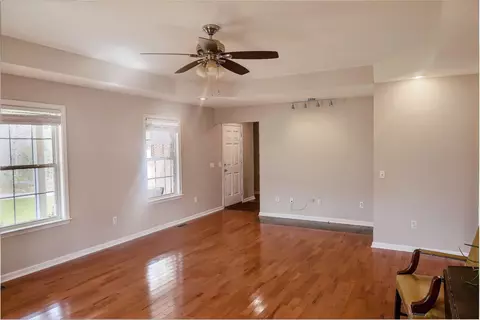 Living - 1012 Gilmer Dr, Centerville, TN 37033 photo 1 of 2