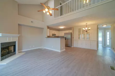 5232 Village Way, Nashville, TN 37211