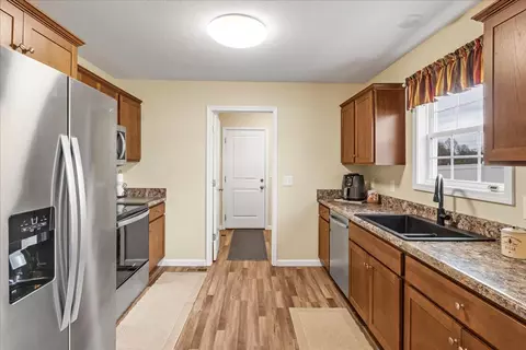 Entry Way - 835 Comer Rd, Morrison, TN 37357 photo 1 of 2