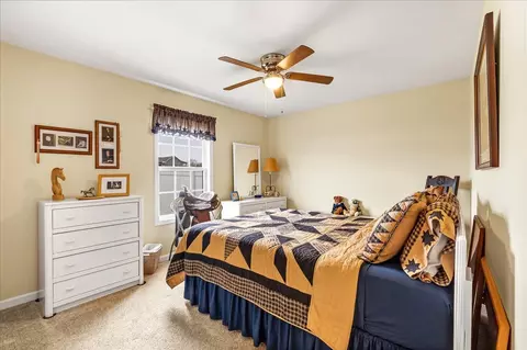Bedroom - 835 Comer Rd, Morrison, TN 37357 photo 4 of 5