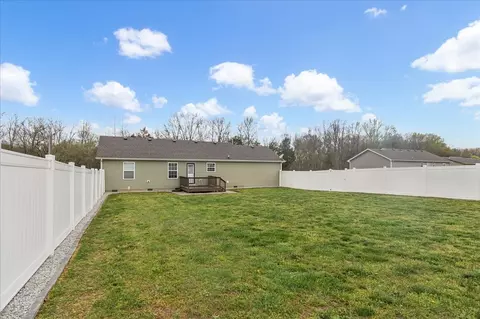 Exterior - 835 Comer Rd, Morrison, TN 37357 photo 5 of 10