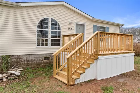 192 Mason Cir, La Vergne, TN 37086