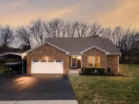 1628 London Dr, Columbia, TN 38401