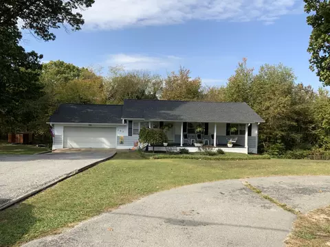 357 Jenkins Rd, Rossville, GA 30741