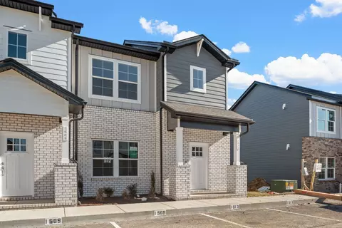 1553 Elliott Williams Pvt Way, Gallatin, TN 37066