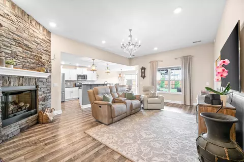 613 Bassett Ln, Clarksville, TN 37043
