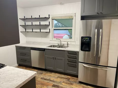 Kitchen - 107 Sunset Cir, Centerville, TN 37033 photo 1 of 6