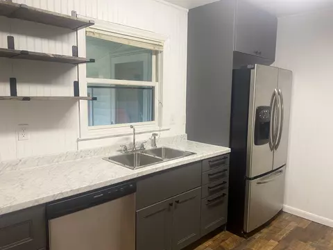 Kitchen - 107 Sunset Cir, Centerville, TN 37033 photo 6 of 6