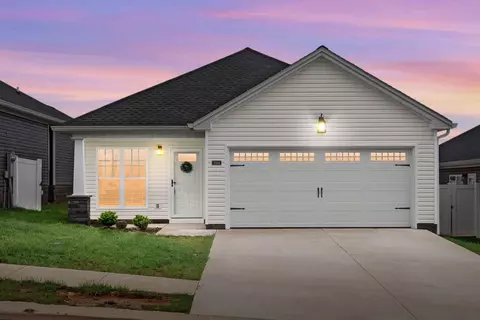 104 Seabiscuit Ct, Hopkinsville, KY 42240