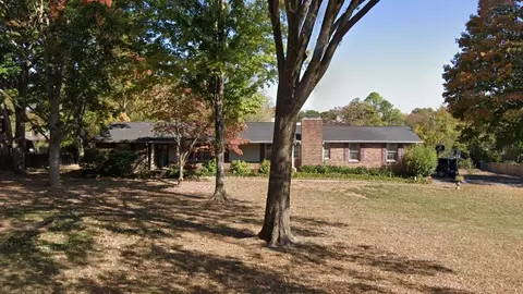 900 Alder Dr, Nashville, TN 37220