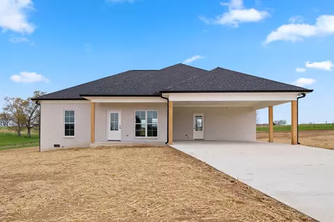351 Sawyer Ln, Leoma, TN 38468