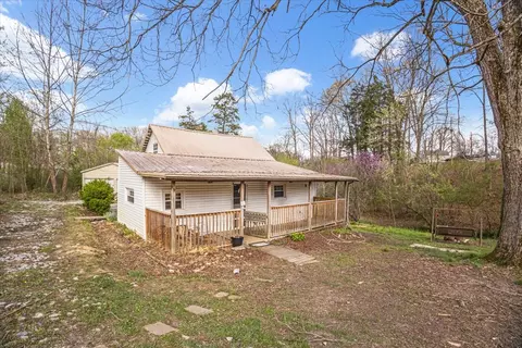231 Pate Ln, Dickson, TN 37055