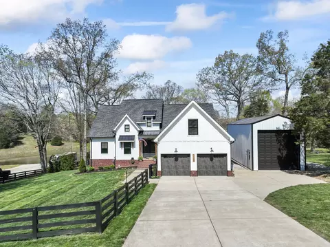 1133 Ridgecrest Dr, Dickson, TN 37055