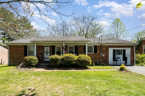 216 Granada Dr, Columbia, TN 38401