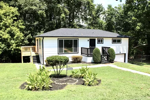 2815 Ridge Crest Dr, Chattanooga, TN 37406