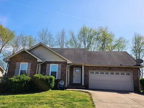 3218 S Senseney Cir, Clarksville, TN 37042