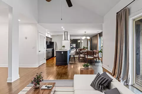 447 Summit Ridge Pl, Nashville, TN 37215