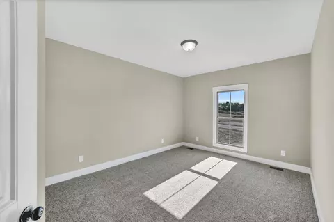 Bedroom - 2041 Beverly Ct, Springfield, TN 37172 photo 2 of 3