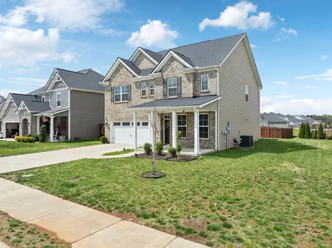 Exterior - 3610 Lantern Ln, Murfreesboro, TN 37128 photo 6 of 11