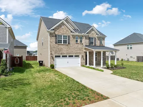 Exterior - 3610 Lantern Ln, Murfreesboro, TN 37128 photo 4 of 11